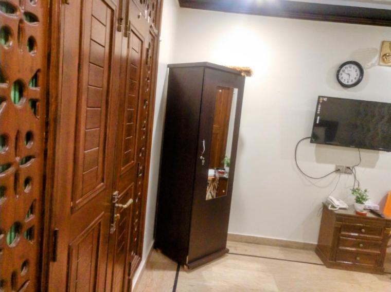 Luxury Living Rooms Near Agha Khan, Millennium, Nueplex Carachi Exterior foto